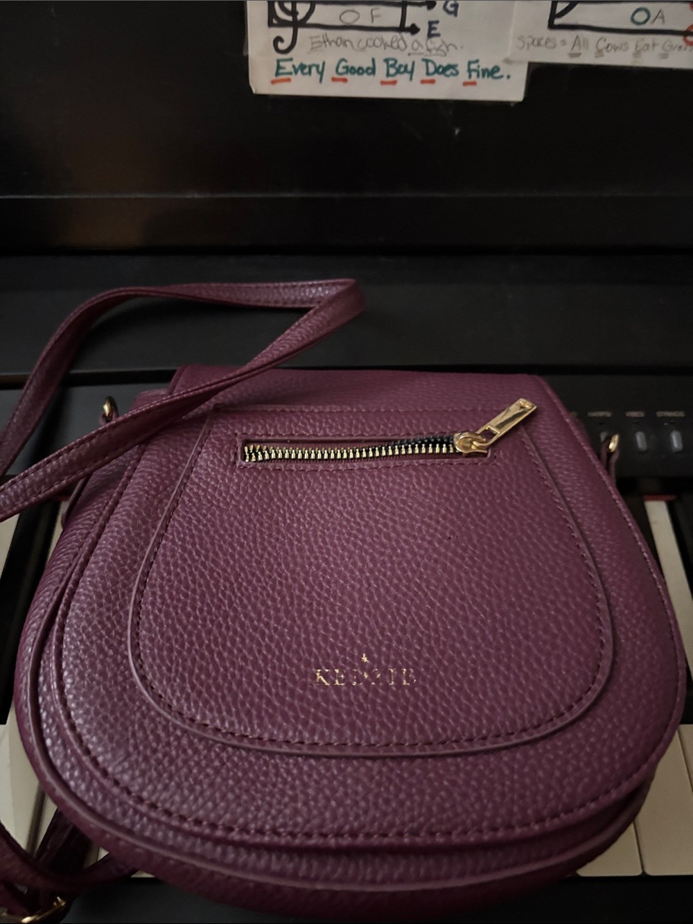 KEDZIE Lined Burgundy Bag Convertible/Adjustable Crossbody Strap Snap Closure